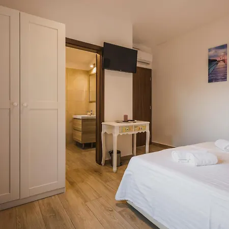 Rooms With Breakfast Near Porec Nova Vas  Exterior photo