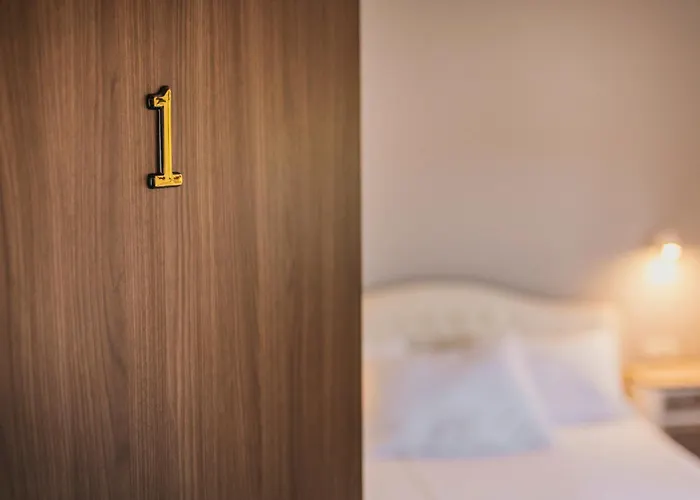 Rooms With Breakfast Near Porec