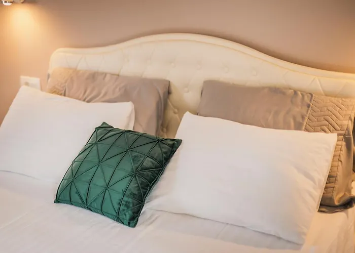 Rooms With Breakfast Near Porec